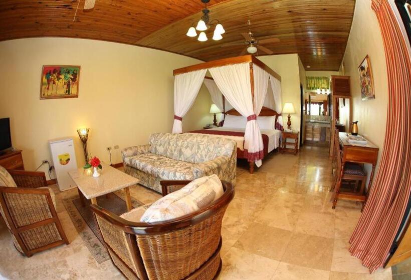 سوییت جونیور با چشمانداز دریا, Charela Inn