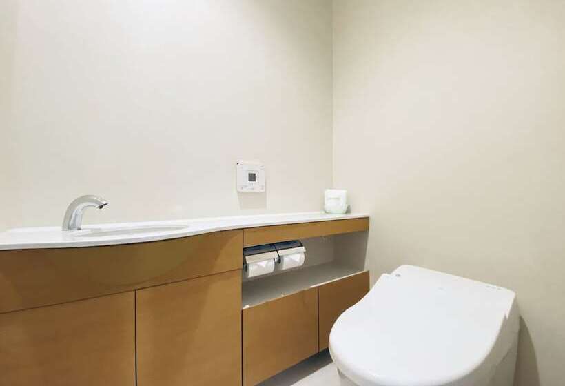 غرفة قياسية ثلاثية, Hiroshima Tokyu Rei