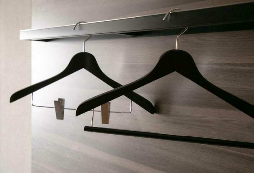 اتاق عادی, Jal City Nagasaki