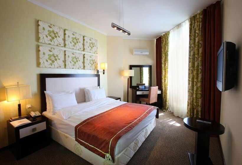 سوئیت با تخت بزرگ, Kazakhstan