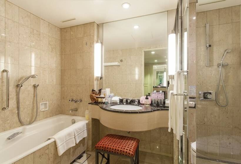 디럭스 룸, Kobe Bay Sheraton Hotel & Towers