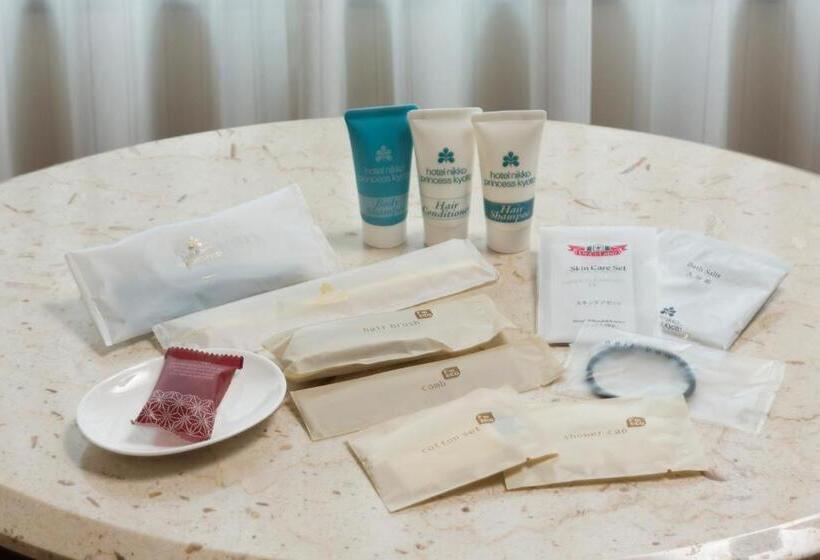 اتاق پریمیوم سه تخته, Nikko Princess Kyoto