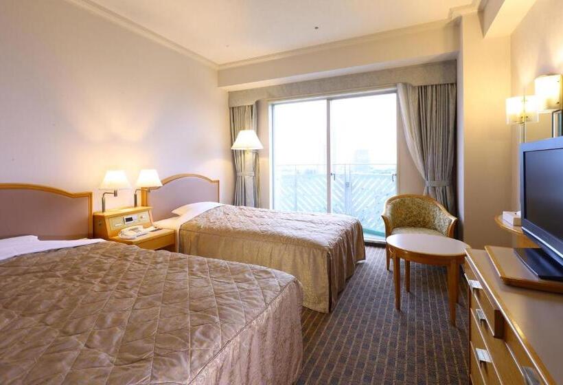 إستوديو قياسى, Springs Makuhari