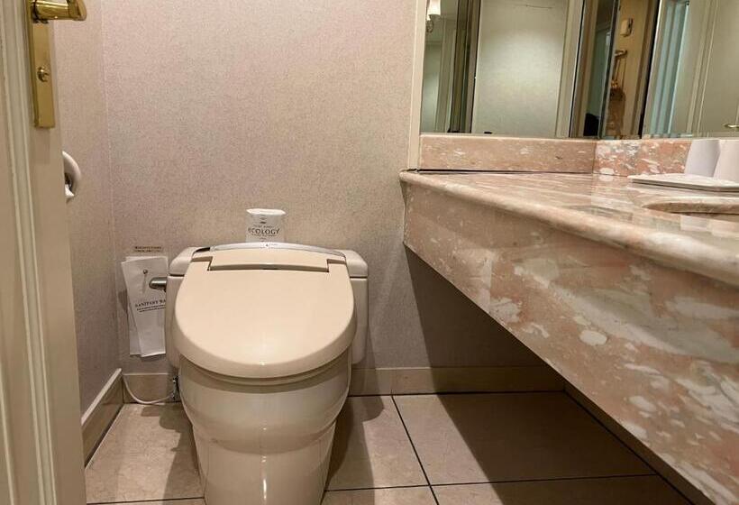 غرفة تنفيذية, Springs Makuhari