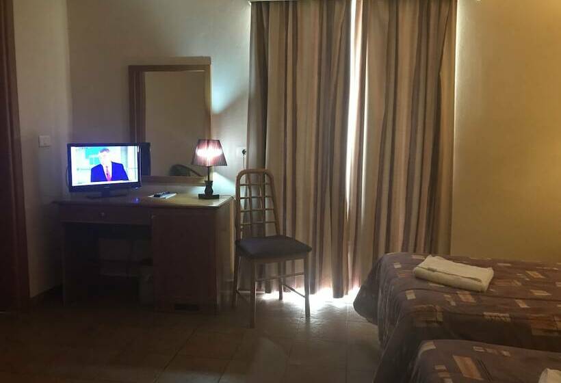 اتاق استاندارد, The Windsor