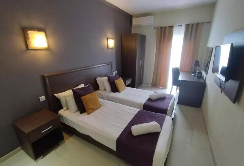 اتاق استاندارد, The Windsor