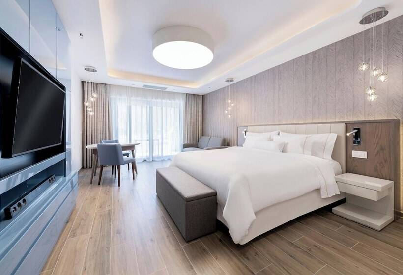 اتاق لوکس با چشمانداز باغ, The Westin Dragonara Resort, Malta