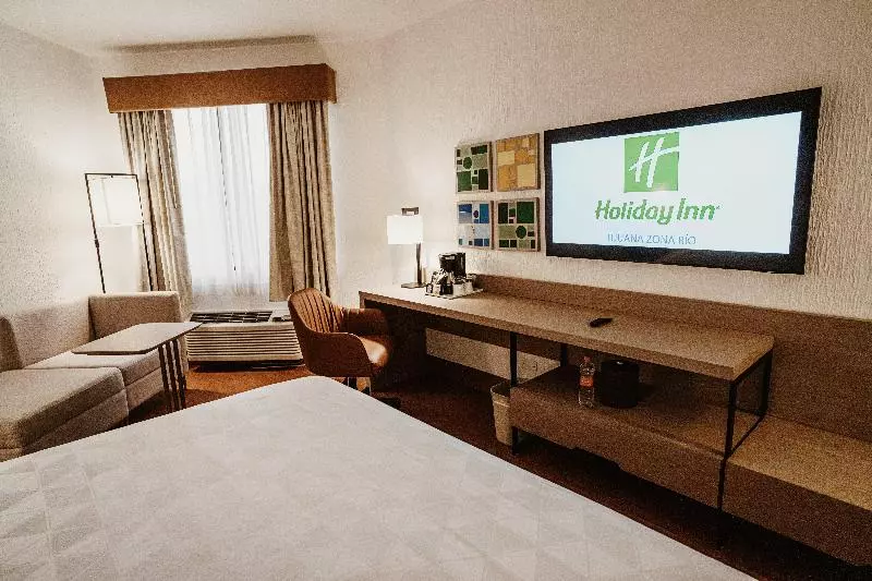 اتاق استاندارد با تخت بزرگ, Holiday Inn Tijuana Zona Rio, An Ihg
