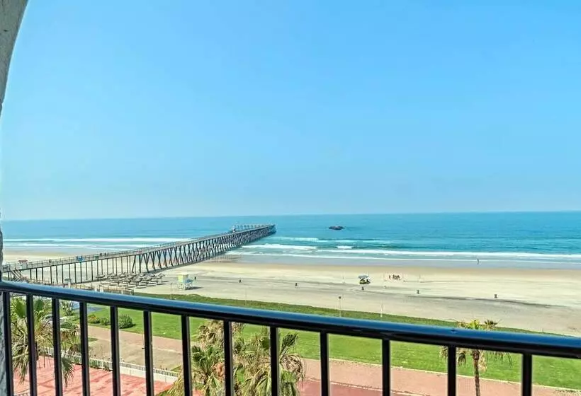 オーシャンビュースタンダードルーム, Rosarito Beach