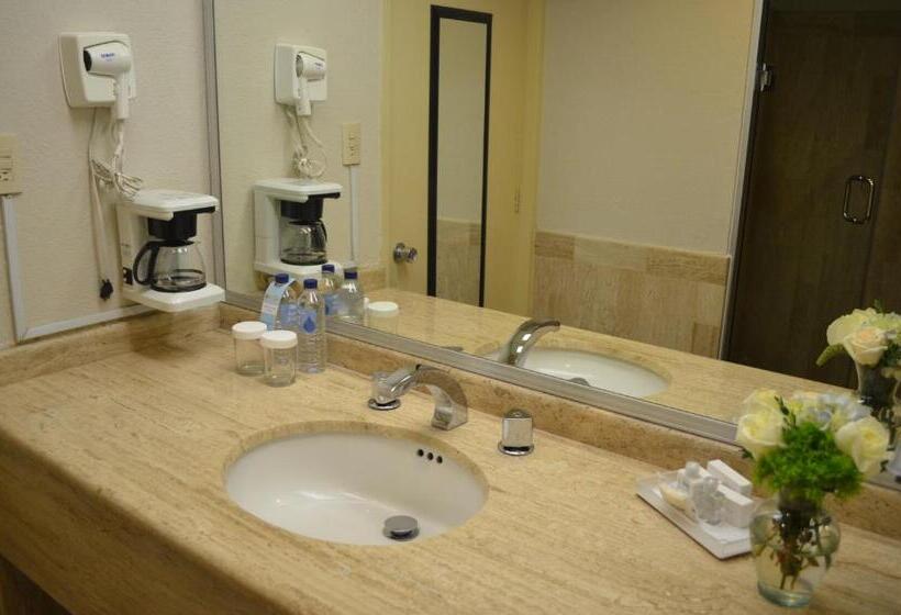 غرفة تنفيذية, San Marcos Grand