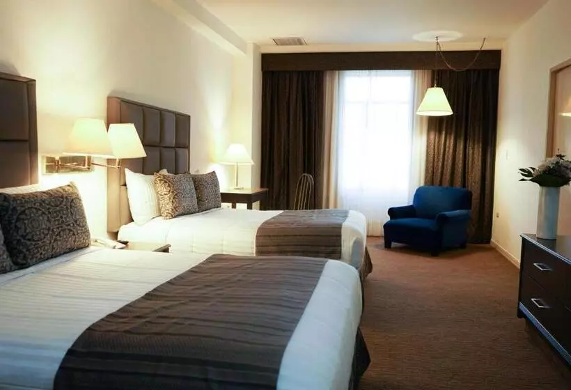 استودیوی سوپریور, San Marcos Grand
