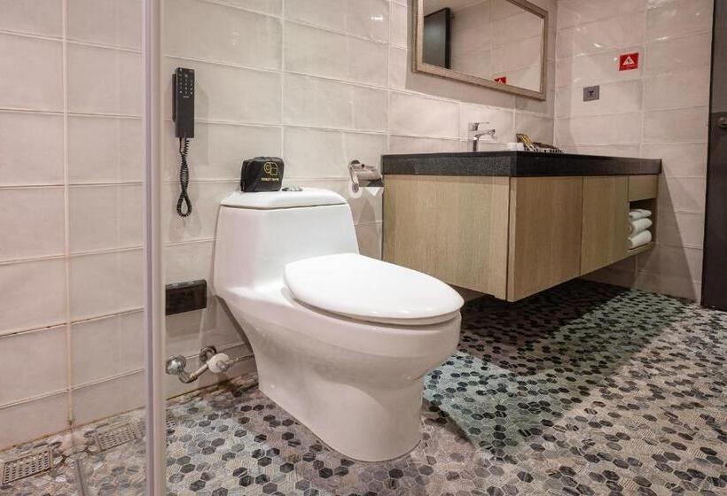 اتاق استاندارد, Check Inn Taichung Wenxin Zhongqing