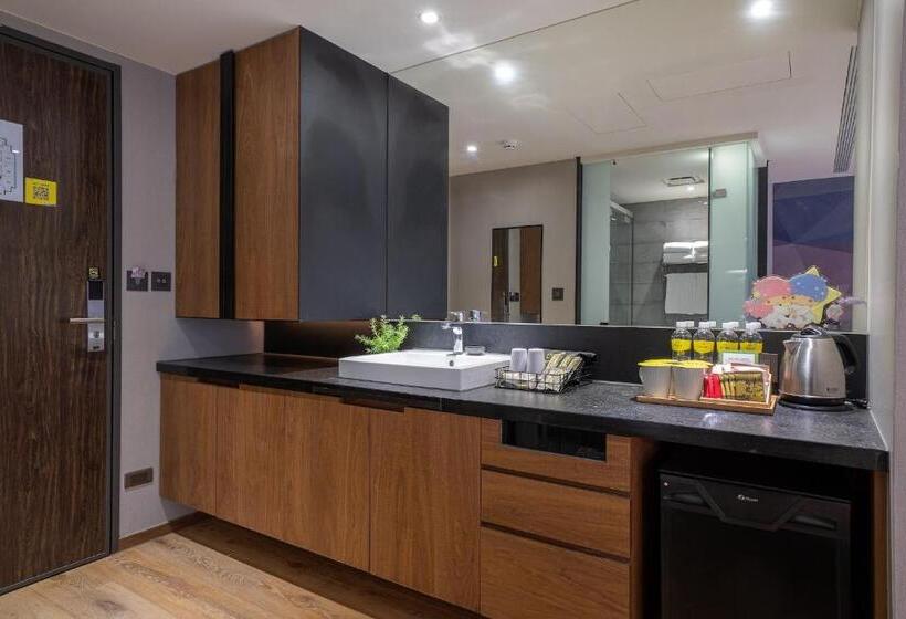 اتاق کلاسیک چهارنفره, Check Inn Taichung Wenxin Zhongqing