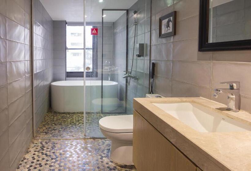 اتاق سوپریور, Check Inn Taichung Wenxin Zhongqing