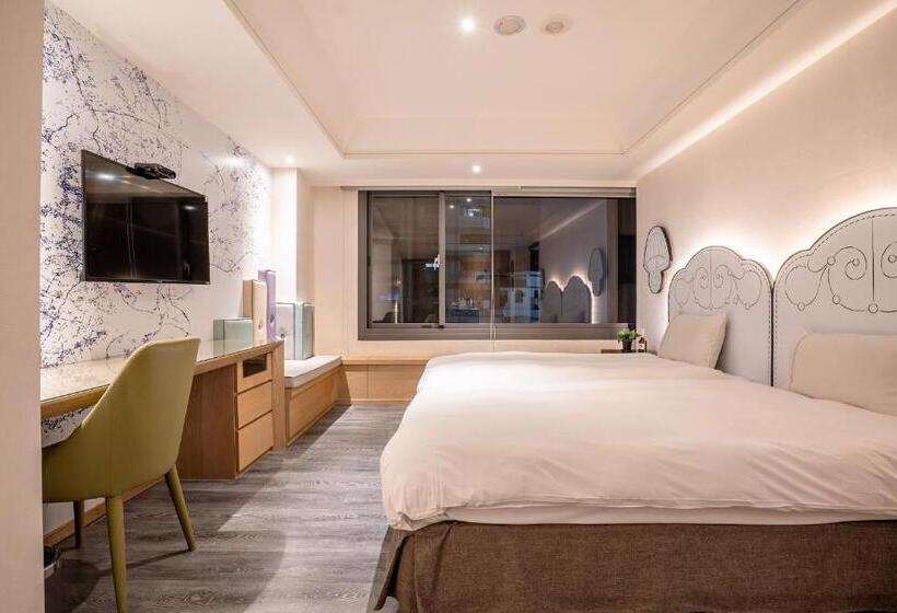 اتاق سوپریور, Check Inn Taichung Wenxin Zhongqing