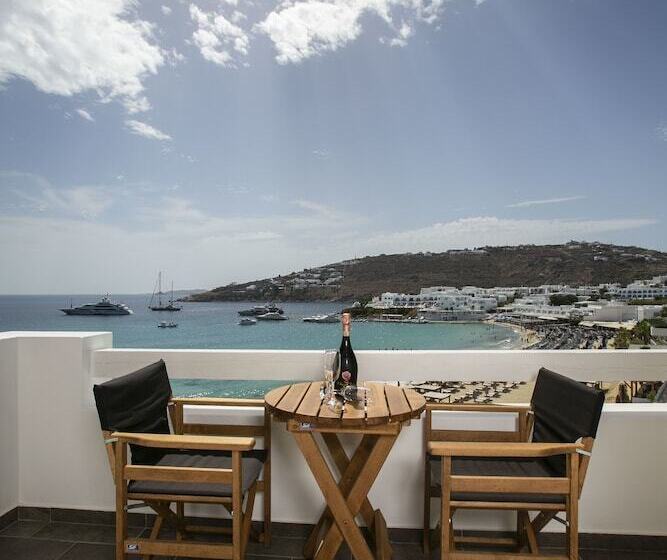 סוויטת ג'וניור נוף לים, Thalassa Boutique Hotel   Adults Only