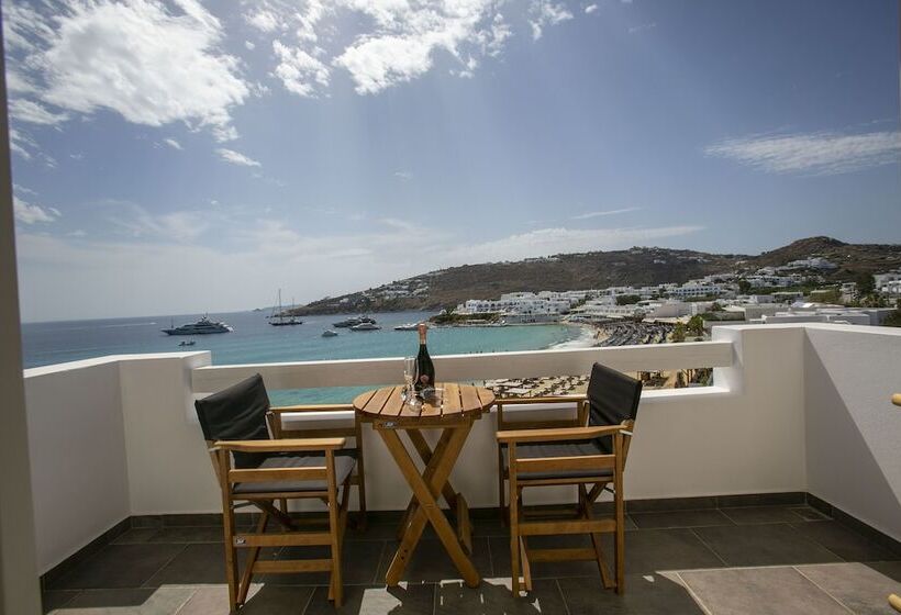 סוויטת ג'וניור נוף לים, Thalassa Boutique Hotel   Adults Only