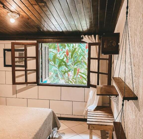 Номер Стандарт, Balaio Hostel Ilha Grande