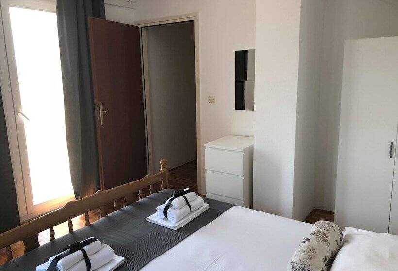 شقة غرفتين نوم مزودة بشُرفة, Apartments Ana & Ita