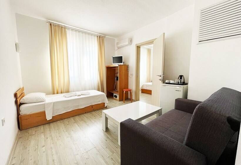 패밀리 룸, Zephyros City Otel