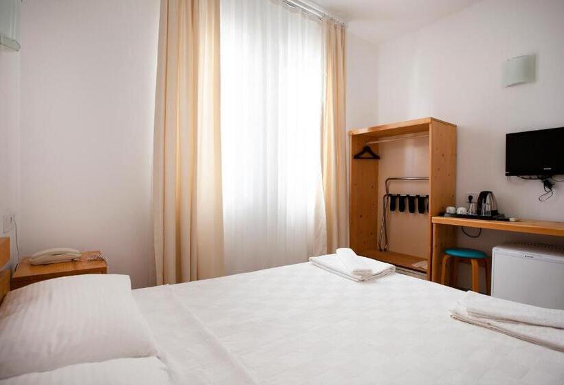 스탠다드 룸, Zephyros City Otel