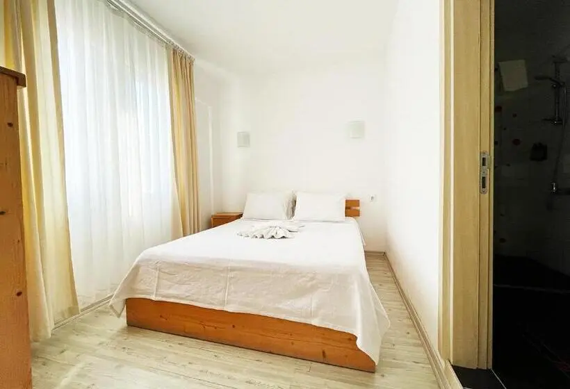 اتاق خانوادگی, Zephyros City Otel