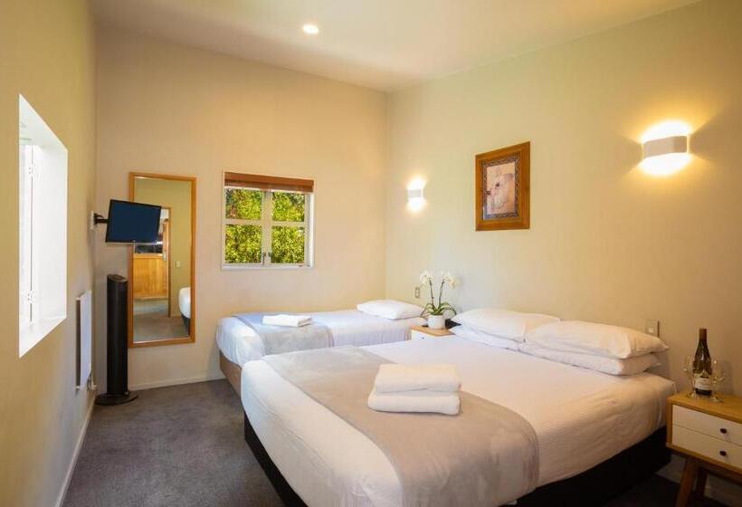 침실 2개 아파트, Cranbury Court Apartments