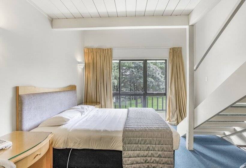 ファミリールーム, Capital Lodge Motor Inn