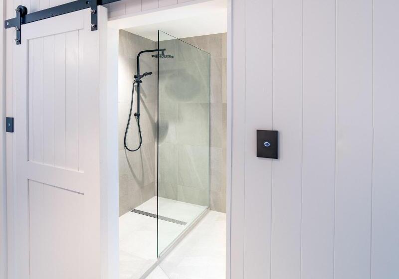 اتاق استاندارد با تخت بزرگ, Kamana Lakehouse