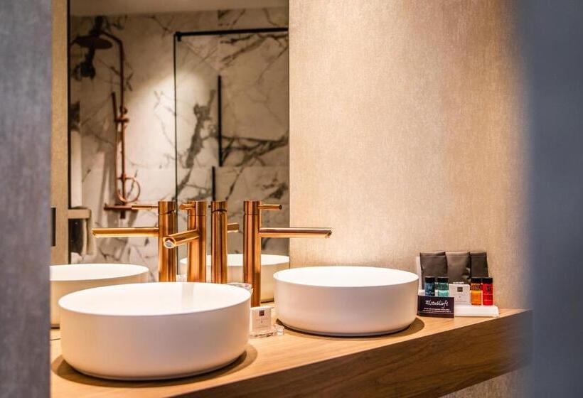 주니어 스위트, Kasteel De Vanenburg