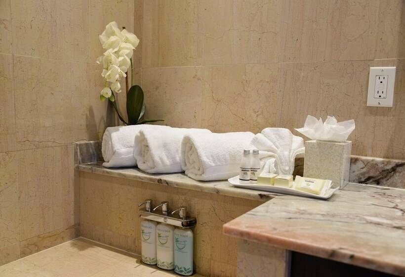 سوئیت پریمیوم 2 خوابه, Princess Heights Luxury Condo