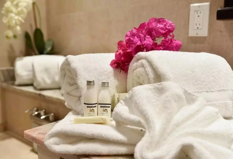 سوئیت پریمیوم 2 خوابه, Princess Heights Luxury Condo