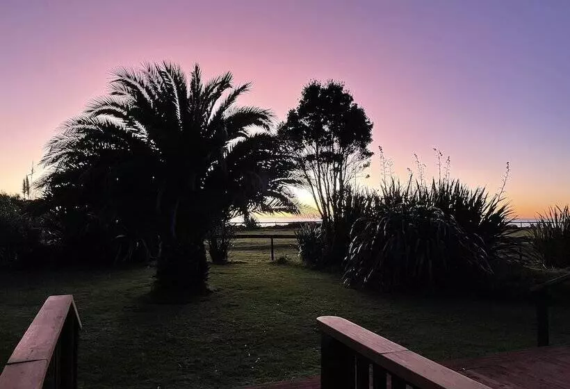 Xalet 1 Dormitori, Shining Star Beachfront Accommodation
