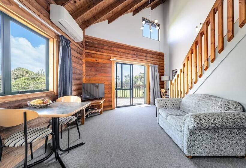 کلبه ییلاقی, Shining Star Beachfront Accommodation