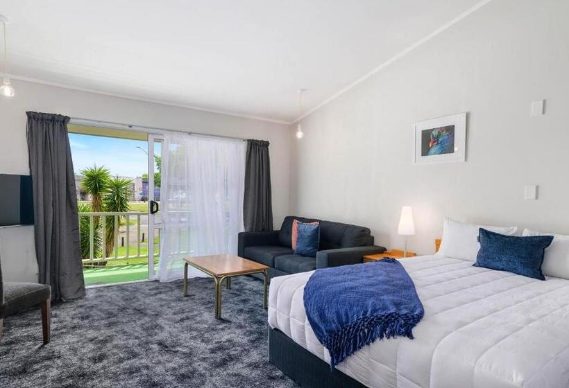 Студия Стандарт, Lake Lodge Motel Rotorua