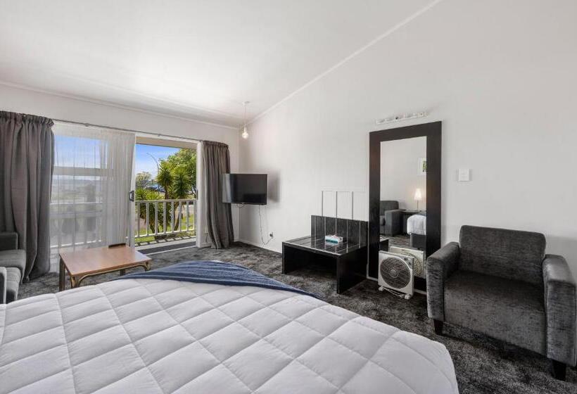 Студия Стандарт, Lake Lodge Motel Rotorua