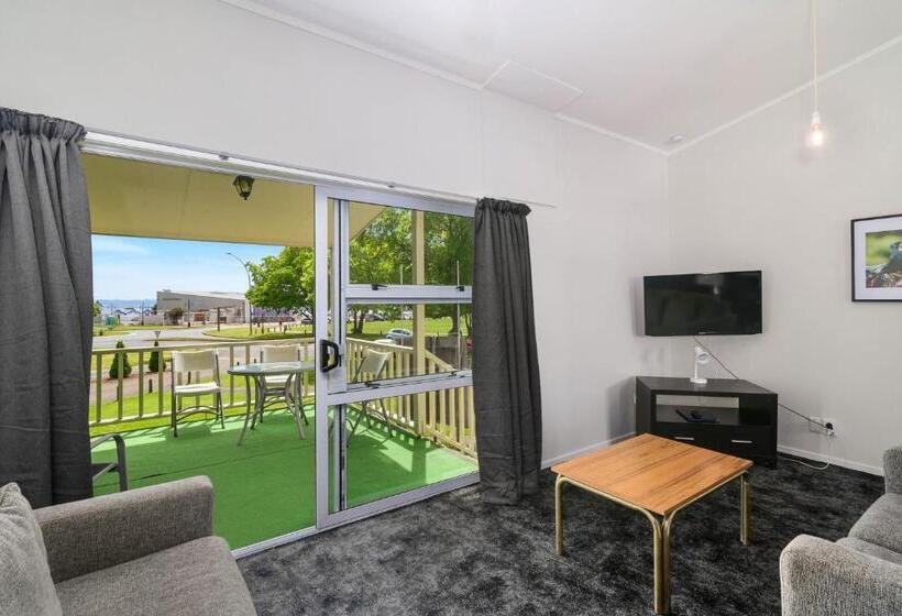 Апартаменты 2 Спальни, Lake Lodge Motel Rotorua