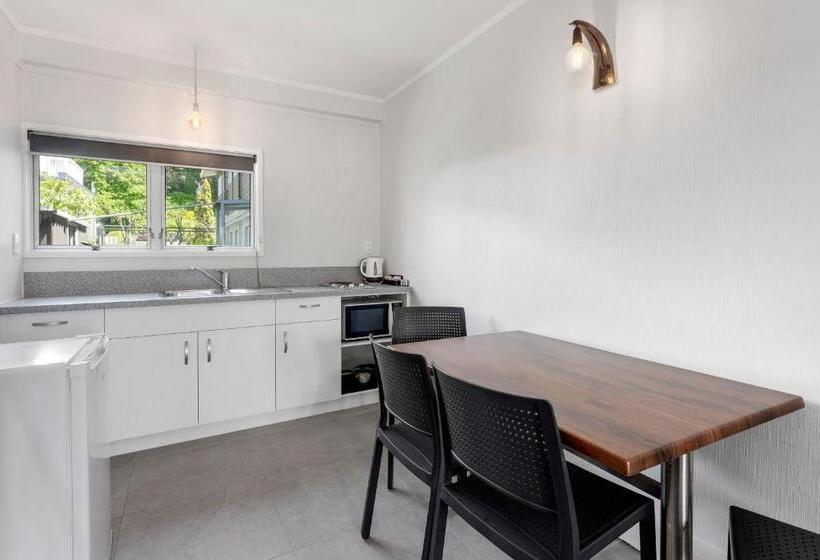 Апартаменты 1 Спальня, Lake Lodge Motel Rotorua