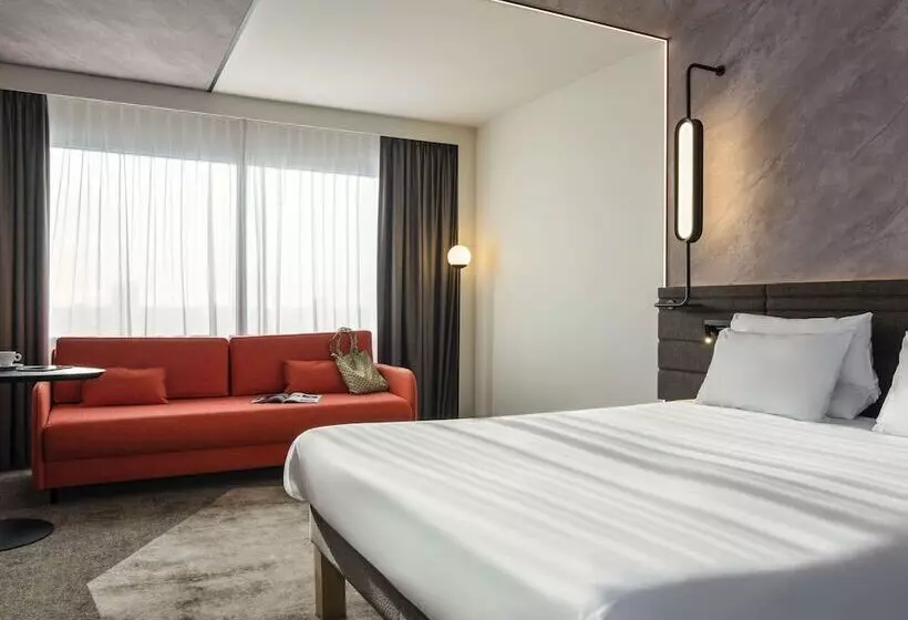 Superior-huone, Novotel Rotterdam Brainpark