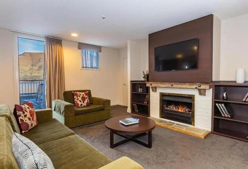 2 Bedroom Premium Apartment Lake View, Rendezvous Heritage Hotel Queenstown