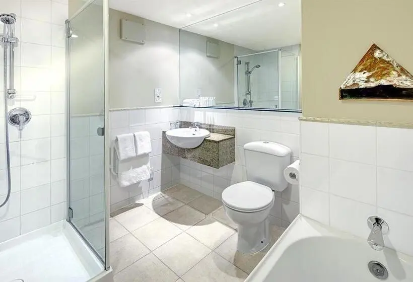 Premium room with view, Rendezvous Heritage Hotel Queenstown