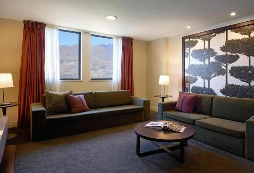 1 Bedroom Apartment Lake View, Rendezvous Heritage Hotel Queenstown