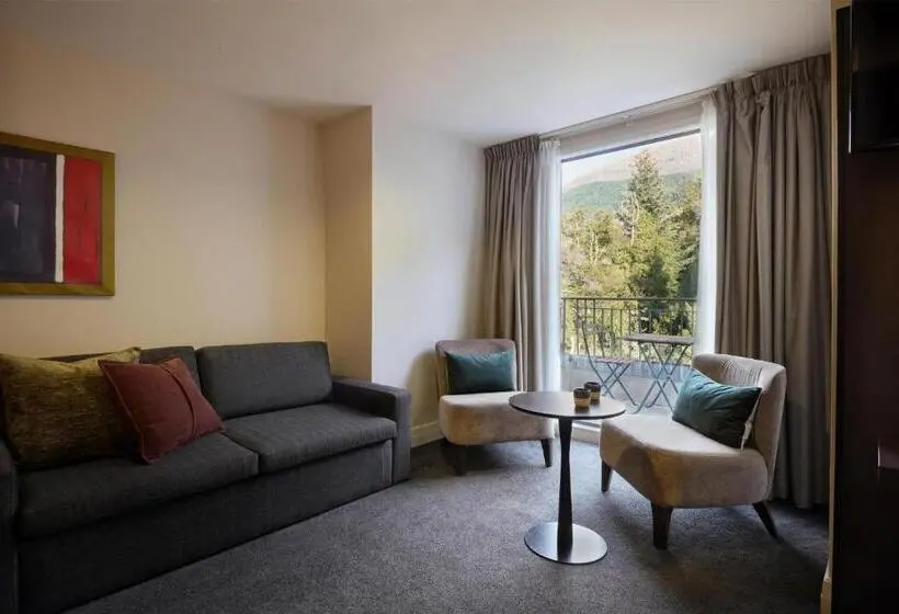 Premium room with view, Rendezvous Heritage Hotel Queenstown