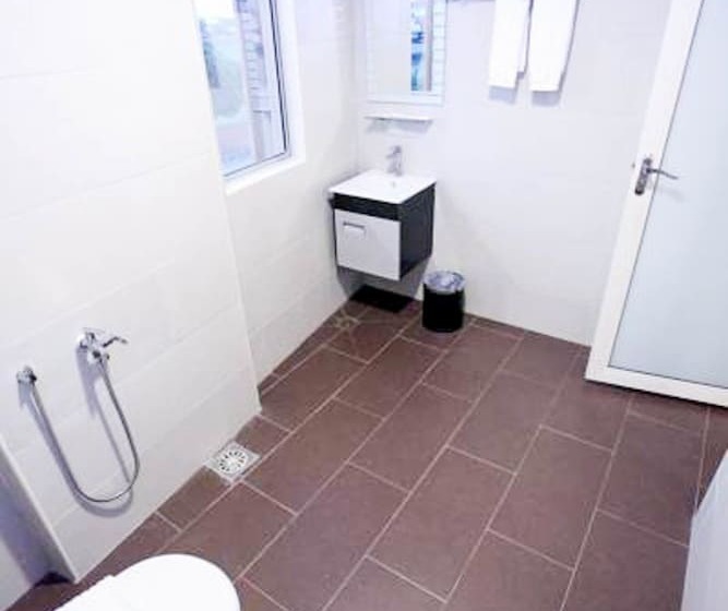 Deluxe Familjerum, Al Khatiri