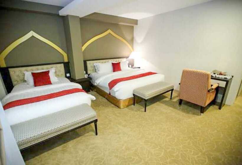 Deluxe Familjerum, Al Khatiri