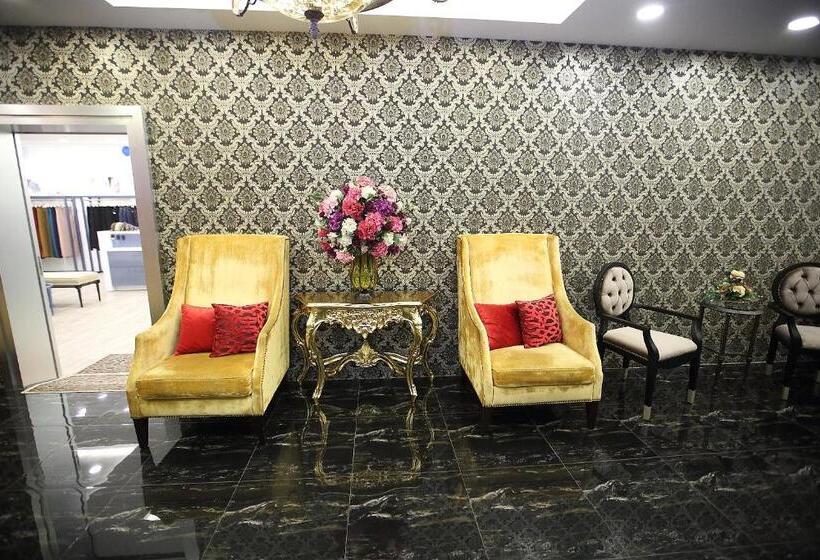 Deluxe Familjerum, Al Khatiri