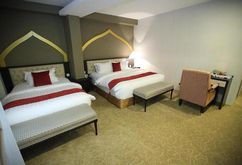 Deluxe Familjerum, Al Khatiri