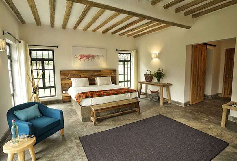 اتاق خانوادگی, Arusha Villa