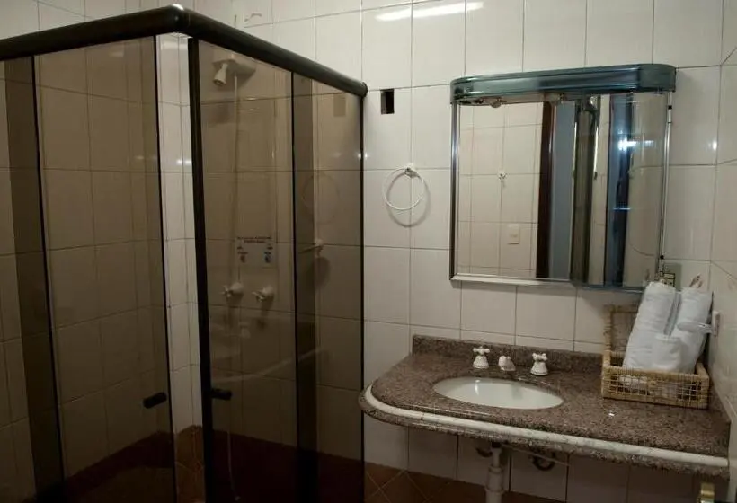 バス共有のスタンダードルーム, Pousada Villa Guimaraes