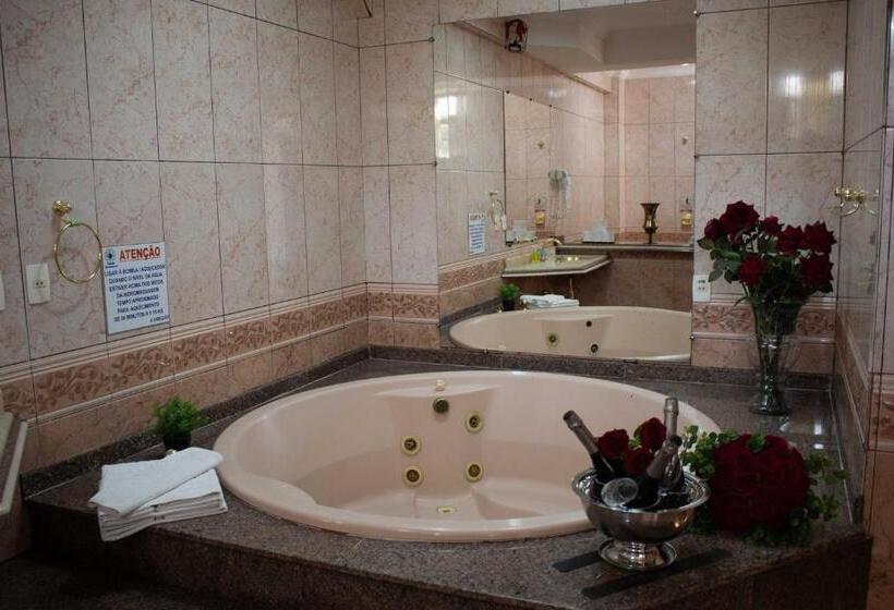 اتاق استاندارد با تخت بزرگ, Pousada Villa Guimaraes